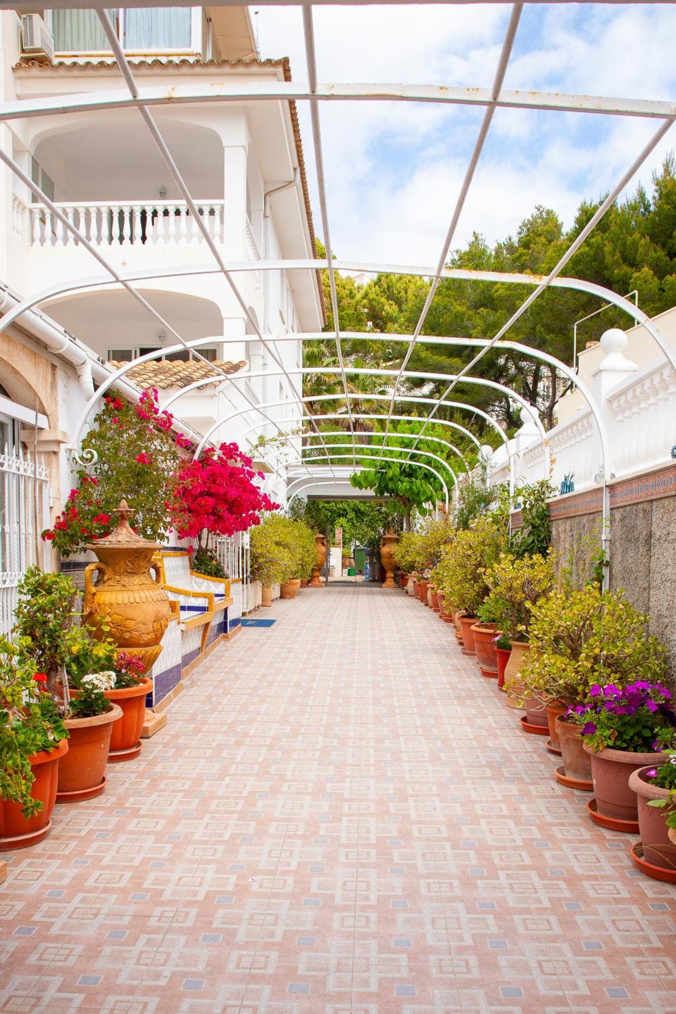 Atalaya Bosque Apartamentos Peguera Exterior photo
