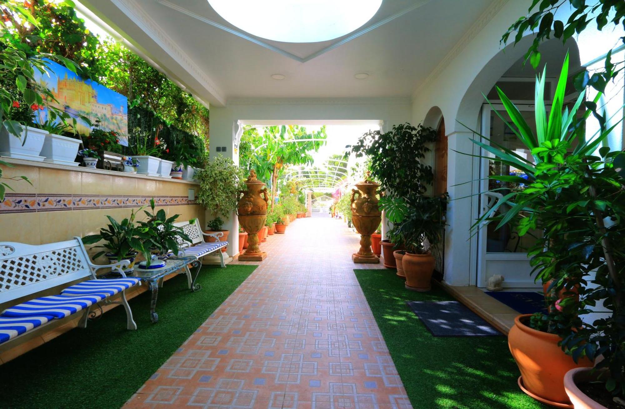 Atalaya Bosque Apartamentos Peguera Exterior photo